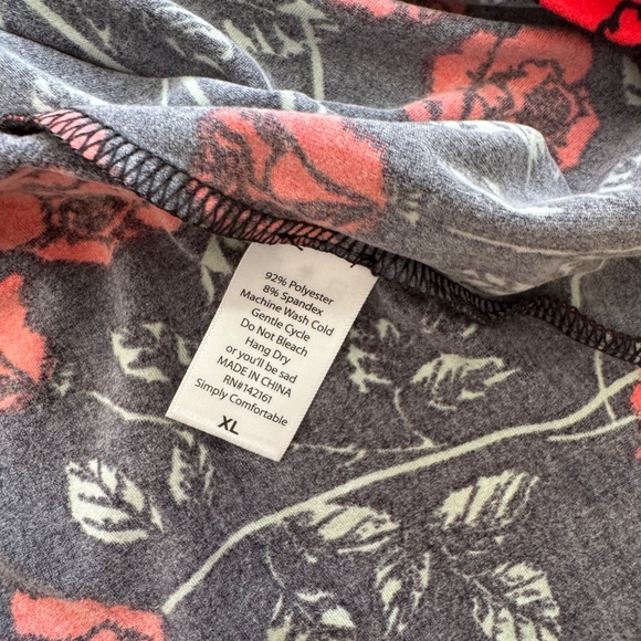 LulaRoe Carly High Low Swing Dress • size large • NWT • Black and Cream - Picture 6 of 7